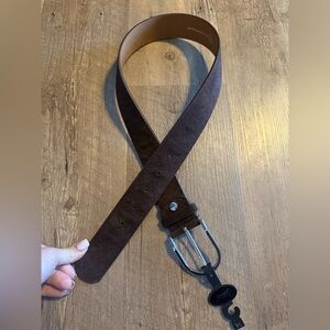 Ovation quilted belt